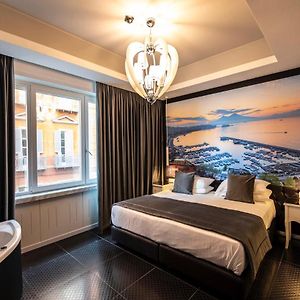 Deluxe Double or Twin Room Spa Bath