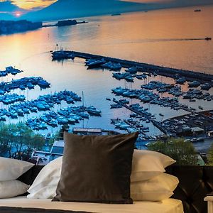 Suite executive